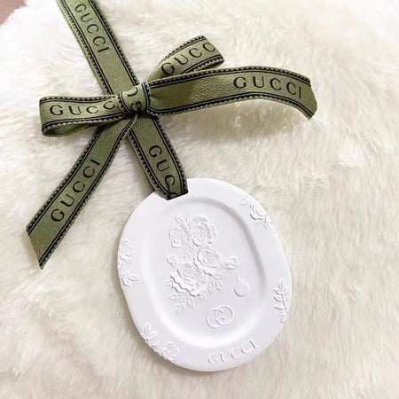 تعليقة سيارة حجر معطر من قوتشي