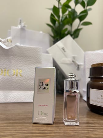 عطر ديور ٥ مل صب مع الكيس