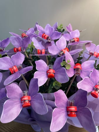 بوكية فراشات الزعفران (يحتوي ع ١٢ فراشة )