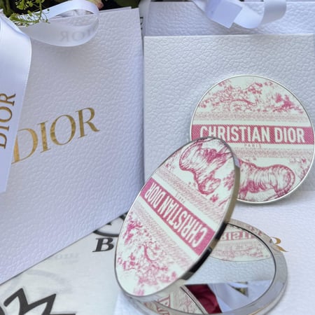 مراية ديور الجديدة مع البوكس والكيس