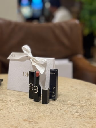 روج ديور الجديد مع الكيس