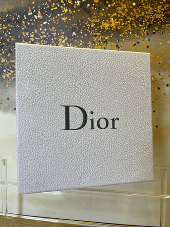 بوكس ديور ابيض