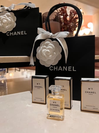 عطر شانيل 7 مل مع الكيس