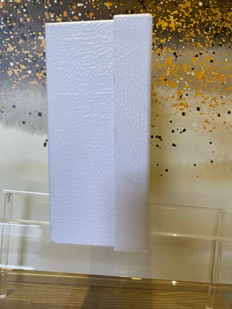 بوكس ديور ابيض