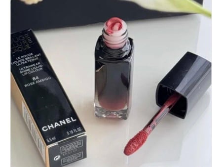 قلوس شانيل درجة 84 (5.5ml) مع كيس