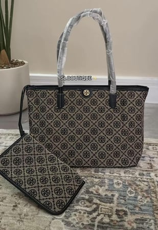 شنطة توري بورش