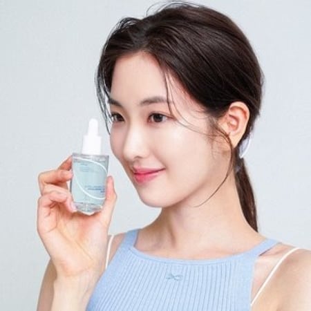 Isntree - Ultra-Low Molecular Hyaluronic Acid Serum إيسنتري - مصل حمض الهيالورونيك منخفض الوزن الجزيئي