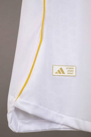 قميص ريال مدريد الاساسي 2025/2026