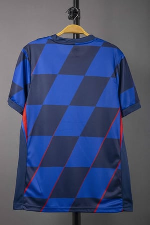 طقم كرواتيا الاحتياطي 2024/2025