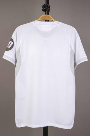 قميص ريال مدريد الاساسي 2025/2026