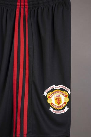 طقم مانشيستر يونايتد كلاسيكي 1991