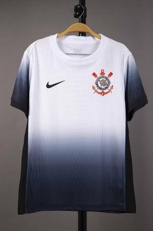 طقم كورينثيانز البرازيلي الاساسي