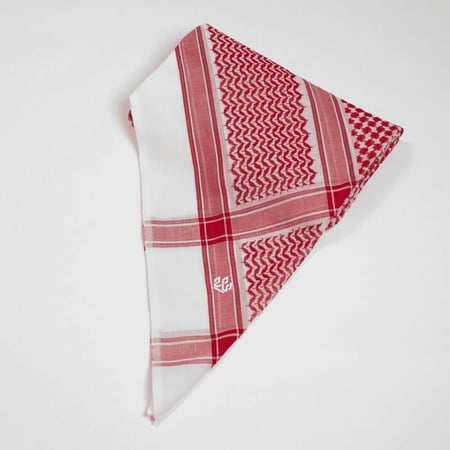 شماغ التاج البلاتيني 2025