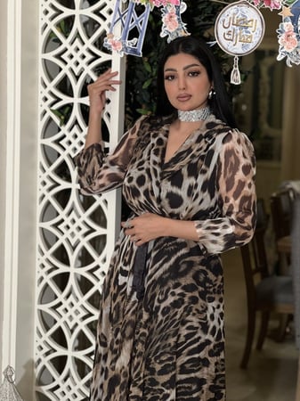 فستان العيد جلد نمر أسود شيفون واسع بحزام