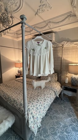 بجامة الأميرات شتوية مخمل أنيقة