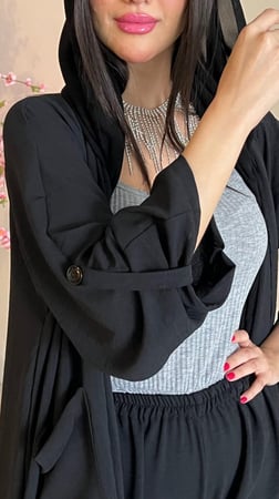 عباية سوداء مع بنطلون وطرحة 3 قطع