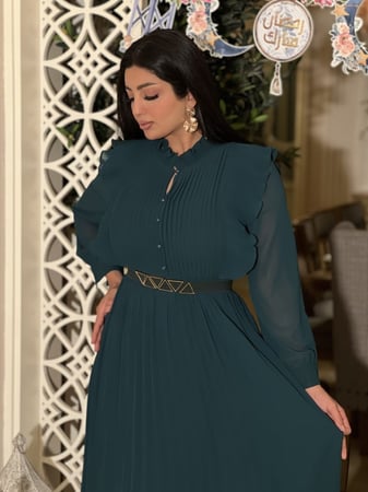 فستان العيد بليسيه زيتي بأكمام بحزام