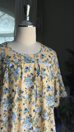 دراعه رمضانية قطن خفيف وبارد جداً مشجرة بشكل انيق ومرتب