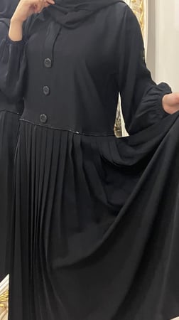 عباية فستان قماش طايح وخفيف مايتعرفط من تحت بليسيه