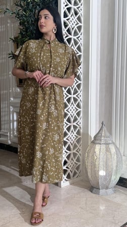 دراعه رمضانية زيتي حرير مغسول مكرمش مطرزة بخيوط القصب