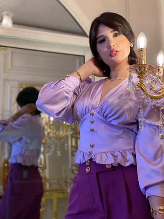 طقم بنطلون موف غامق وبلوزه موف فاتح