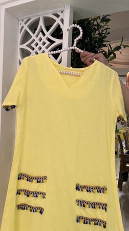 دراعة الطفلة رمضانية لون اصفر تطريز بدوي انيقه ومناسبه للبيت