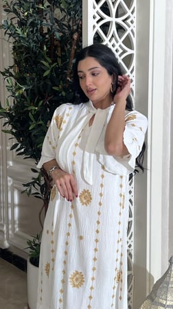 دراعه رمضانية بيضاء حرير مغسول مكرمش مطرزة بخيوط القصب