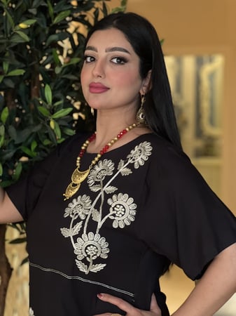 دراعه رمضانية سوداء مطرزة بخيوط القصب رقم 19