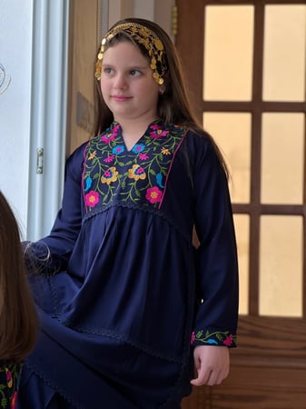 دراعه الأم وبنتها كحلي رقم 54