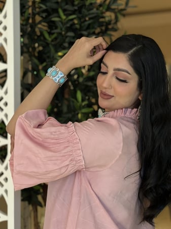 دراعه رمضانية لينن وردي بتطريز فضي