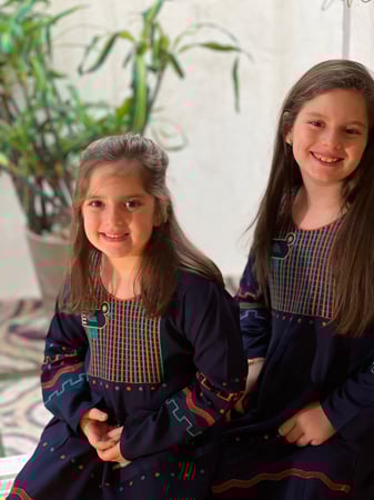 دراعة البطة الأم وبنتها كحلي رقم 56