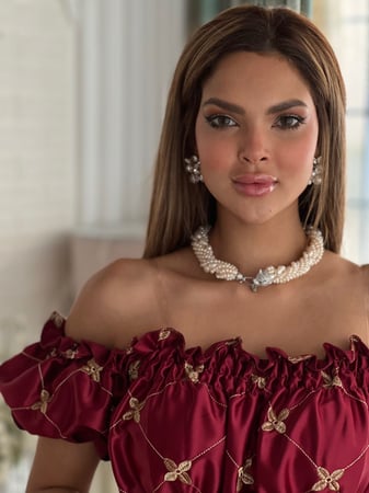 فستان عودي تفته عالية الجودة مطرز بخيوط القصب الذهبية اوف شولدر رقم 25