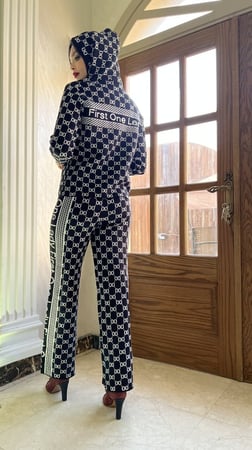 طقم بنطلون وبلوزه اسود وابيض شتوي بخامة ممتازة جداً رقم 1