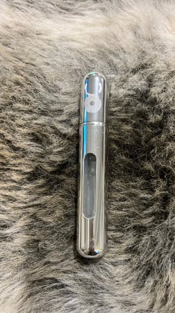 انبوبة تعبئة العطور