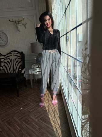 طقم شتوي بنطلون وبلوزه فرو