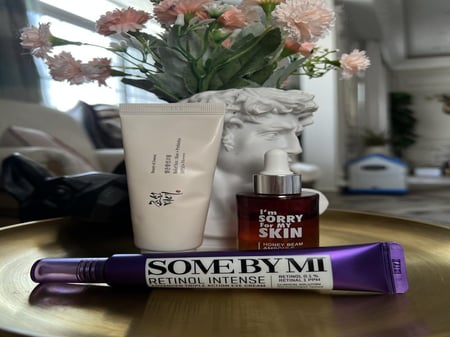 مجموعة العناية بمنطقة حول العين : كريم ريتينول سوم باي مي + امبولات العسل من سوري فور ماي سكين + واقي الشمس بيوتي اوف جوسون