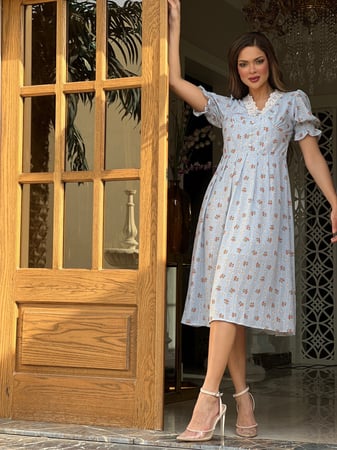 فستان العيد ازرق مشجر خفيف بأكمام رقم 3