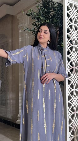 دراعه رمضانية رمادي على موف حرير مغسول مكرمش مطرزة بخيوط القصب