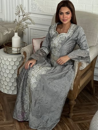 قفطان فاخر شيفون اورقنزا رصاصي مطرز بخيوط القصب والفصوص رقم 70
