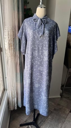 دراعه رمضانية رصاصي حرير مغسول مكرمش مطرزة بخيوط القصب