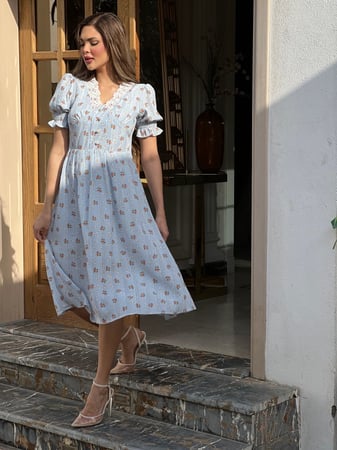 فستان العيد ازرق مشجر خفيف بأكمام رقم 3