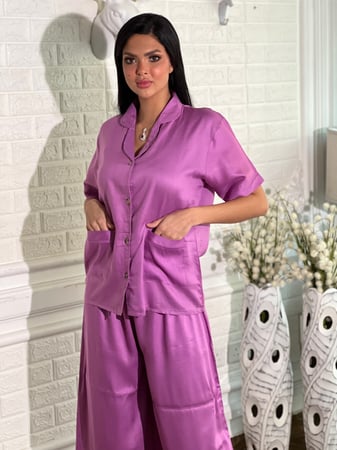 طقم فضفاض موف بنطلون وبلوزه بأزارير وجيوب