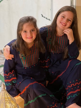 دراعة البطة الأم وبنتها كحلي رقم 56