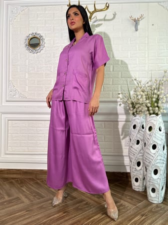 طقم فضفاض موف بنطلون وبلوزه بأزارير وجيوب