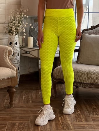 ليقن رياضي اصفر خفيف وعملي