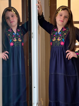 دراعه الأم وبنتها كحلي رقم 54