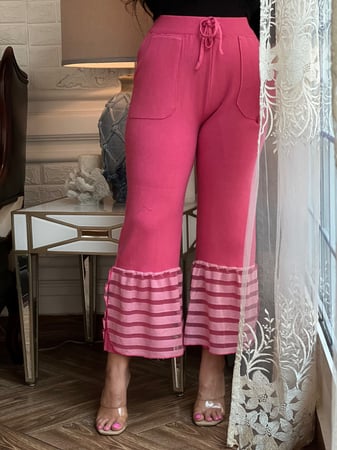 طقم شتوي بنطلون أسود وبلوزه فرو سوداء