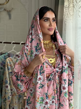 مخور اماراتي وردي مشجر حرير بيور