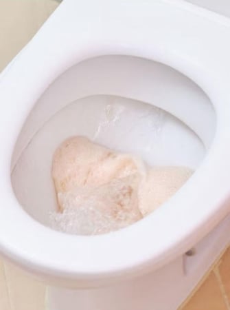 منظف مرحاض بميزة الرغوة ذا بينك ستاف