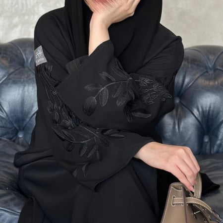عباية سوداء - G 130